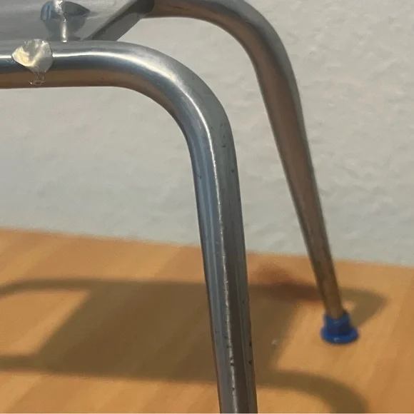 Authentic American Girl Blue Chairs,Activity table, Mac computer chalkboard 1999 - Picture 9 of 15